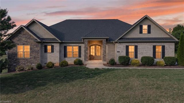 6800 Koala Drive, Oak Ridge, NC 27310