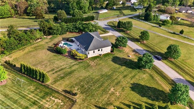 6800 Koala Drive, Oak Ridge, NC 27310