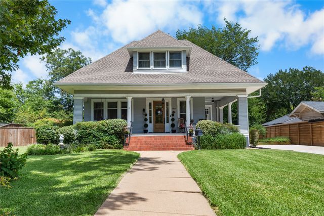 1319 S Crockett Street, Sherman, TX 75090