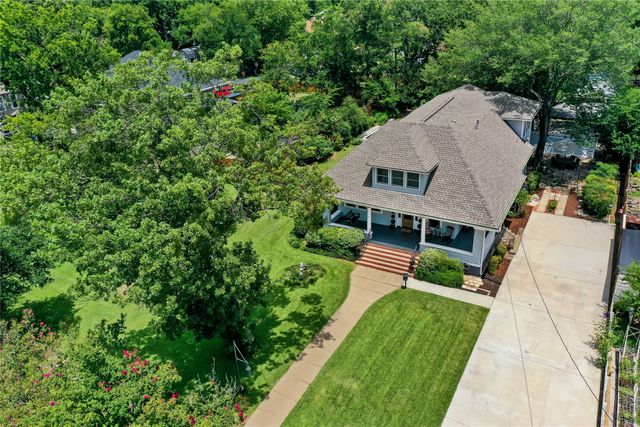 1319 S Crockett Street, Sherman, TX 75090