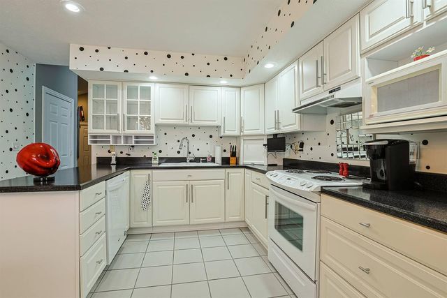 735 Chaucer Lane 735 Chaucer Lane, Tipp City, OH 45371