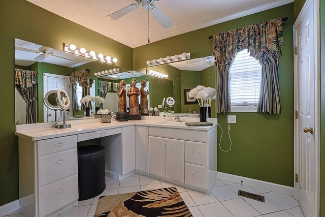 735 Chaucer Lane 735 Chaucer Lane, Tipp City, OH 45371