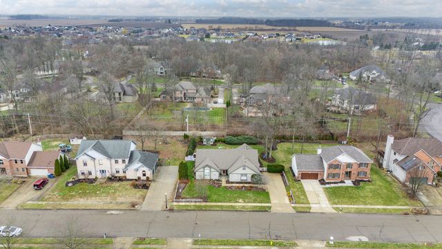 735 Chaucer Lane 735 Chaucer Lane, Tipp City, OH 45371