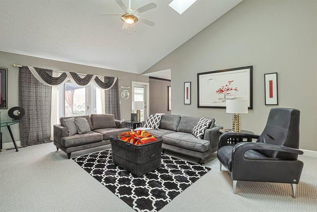 735 Chaucer Lane 735 Chaucer Lane, Tipp City, OH 45371