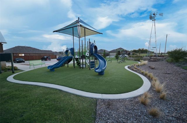 2109 FALLSTON Drive, Fort Worth, TX 76108