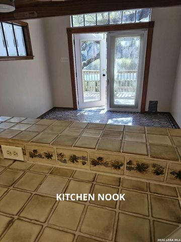 7 Donore SQ, San Antonio, TX 78229