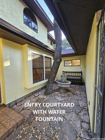 7 Donore SQ, San Antonio, TX 78229