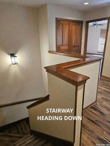 7 Donore SQ, San Antonio, TX 78229