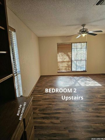 7 Donore SQ, San Antonio, TX 78229