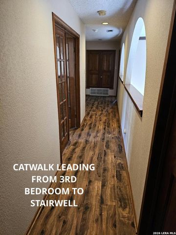 7 Donore SQ, San Antonio, TX 78229