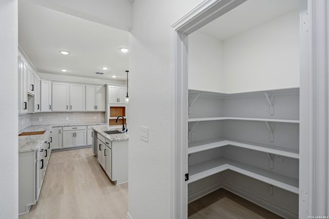 1226 BOVINA, San Antonio, TX 78253