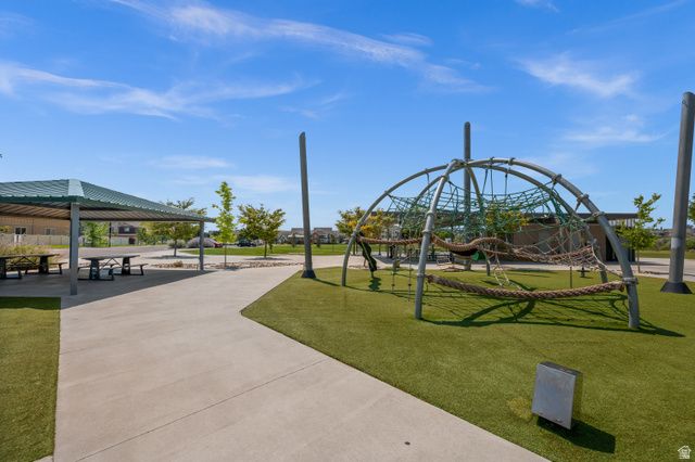 858 W WICKHAM DR, Murray, UT 84123
