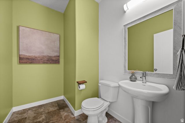 858 W WICKHAM DR, Murray, UT 84123