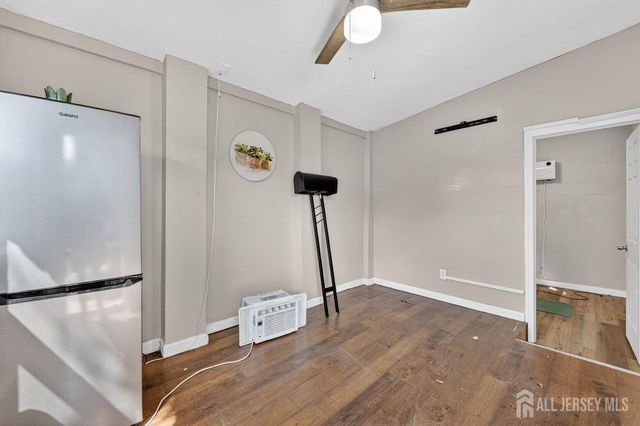 11 Mary Avenue, Fords, NJ 08863