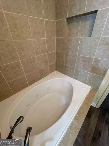 2884 Mountbery Drive, Snellville, GA 30039