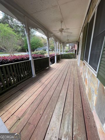 2884 Mountbery Drive, Snellville, GA 30039