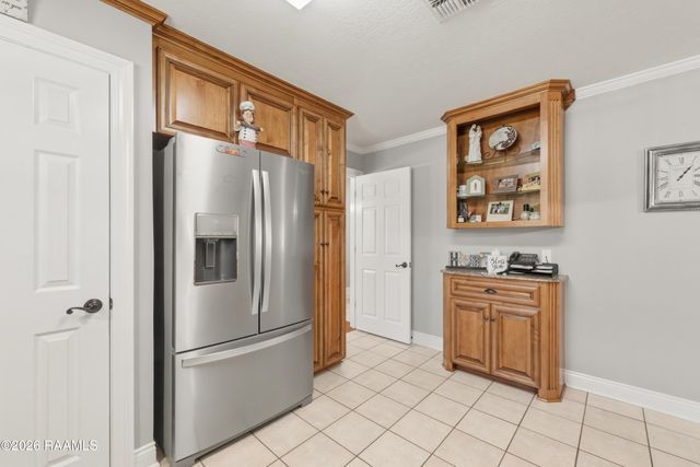7711 Main Highway, St. Martinville, LA 70582