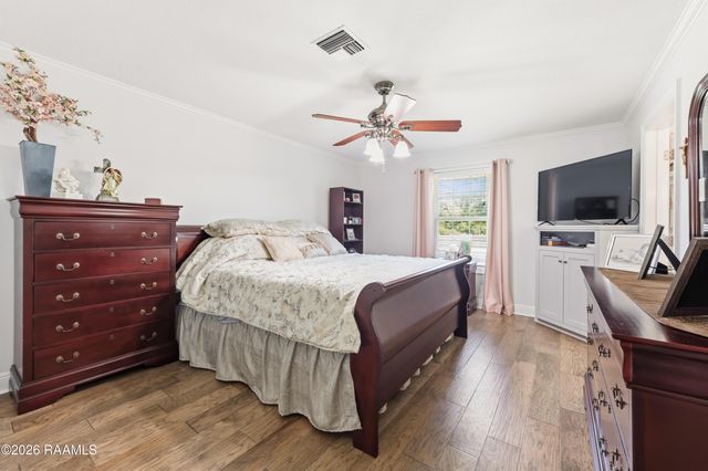 7711 Main Highway, St. Martinville, LA 70582