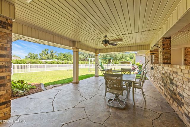 7711 Main Highway, St. Martinville, LA 70582