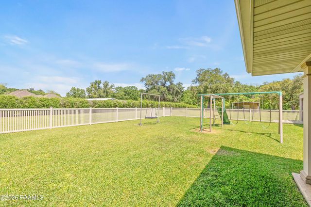 7711 Main Highway, St. Martinville, LA 70582
