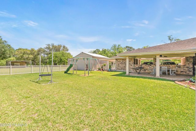 7711 Main Highway, St. Martinville, LA 70582