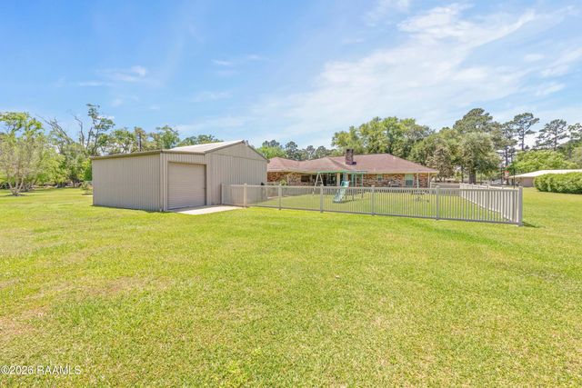 7711 Main Highway, St. Martinville, LA 70582