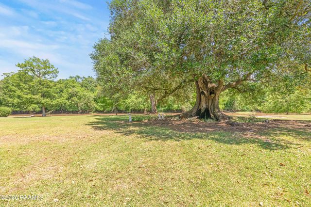 7711 Main Highway, St. Martinville, LA 70582