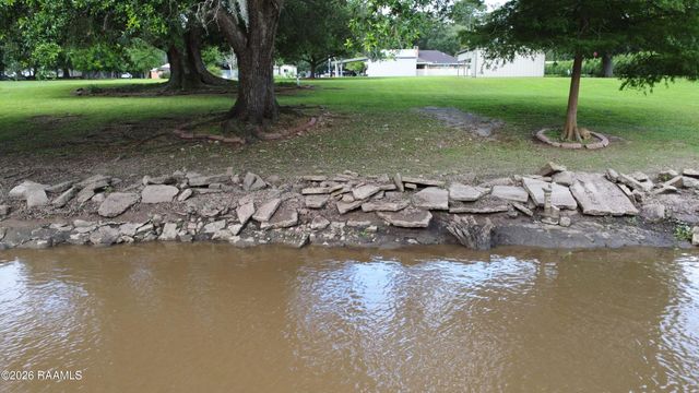 7711 Main Highway, St. Martinville, LA 70582