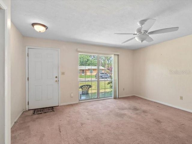 5823 NW 26TH STREET, Gainesville, FL 32653