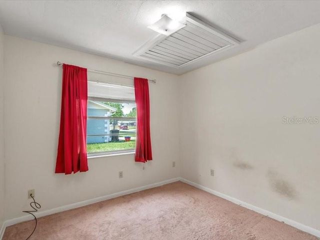 5823 NW 26TH STREET, Gainesville, FL 32653