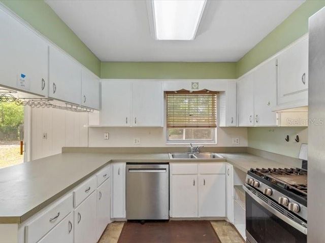 5823 NW 26TH STREET, Gainesville, FL 32653