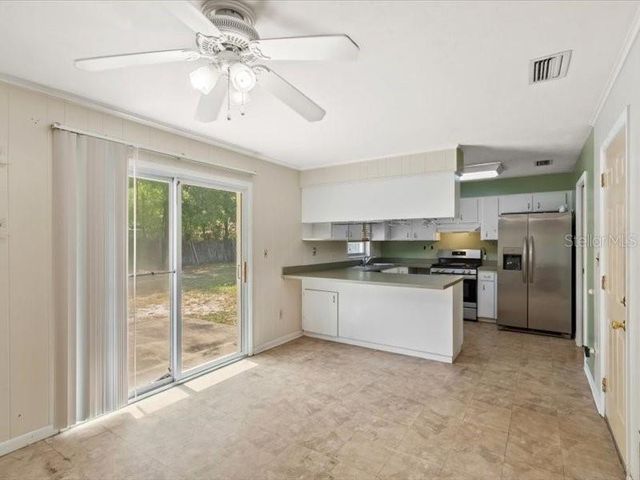 5823 NW 26TH STREET, Gainesville, FL 32653