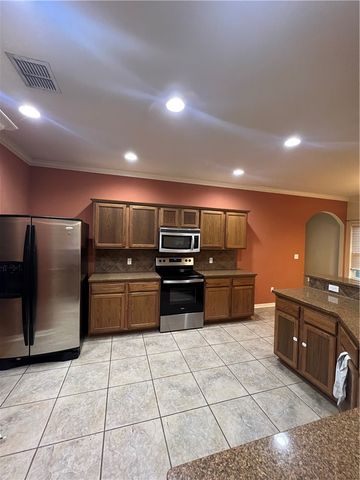 2545 Las Brisas St, Corpus Christi, TX 78414