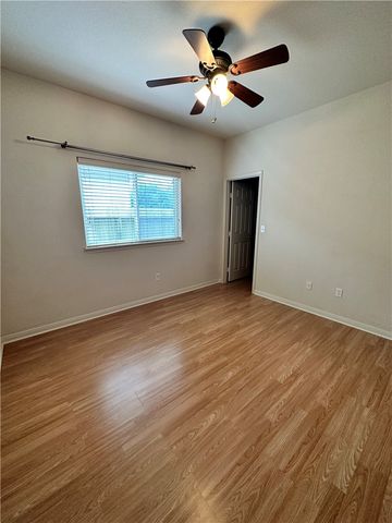 2545 Las Brisas St, Corpus Christi, TX 78414