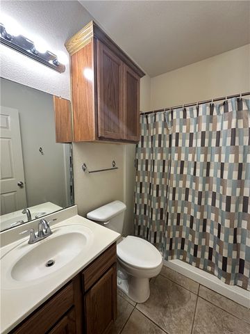 2545 Las Brisas St, Corpus Christi, TX 78414