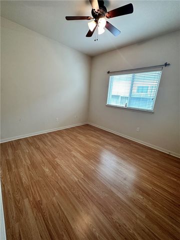 2545 Las Brisas St, Corpus Christi, TX 78414