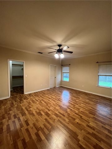 2545 Las Brisas St, Corpus Christi, TX 78414