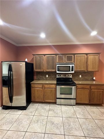 2545 Las Brisas St, Corpus Christi, TX 78414