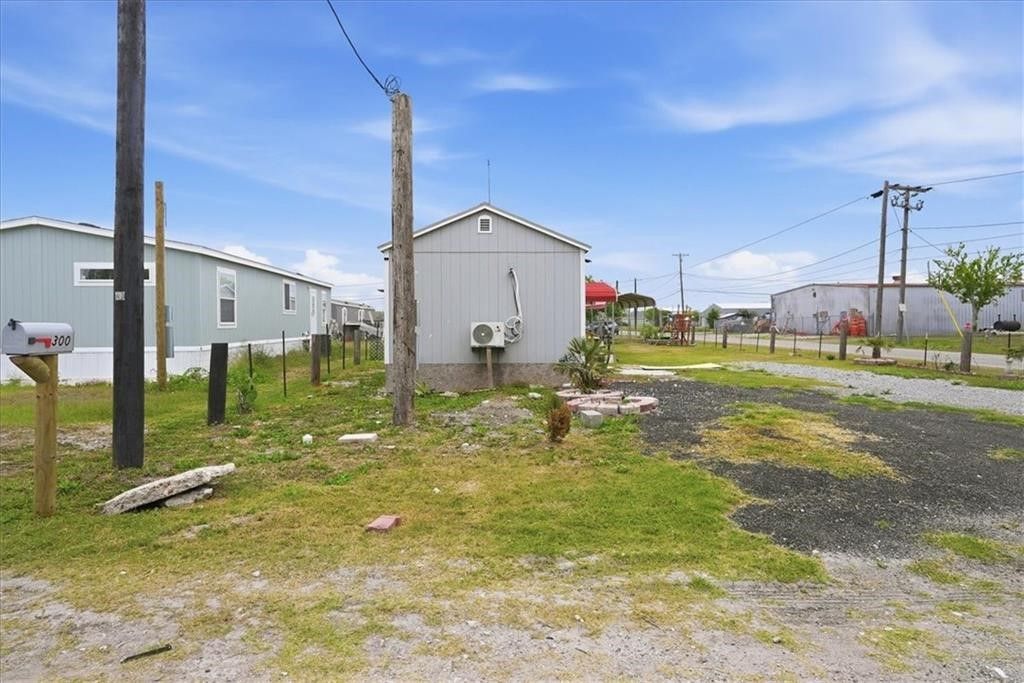 300 Packinghouse, Taft, TX 78390 — photo 3