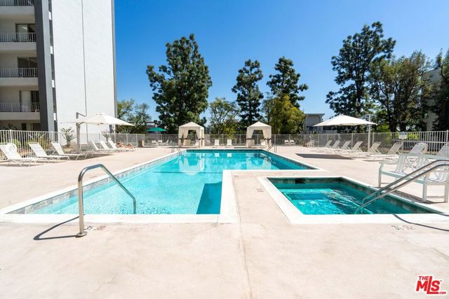 100 S Doheny Drive 711, Los Angeles, CA 90048