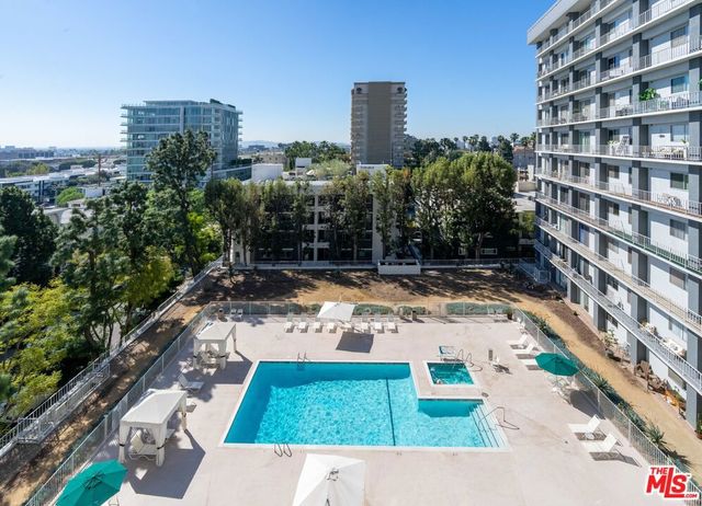 100 S Doheny Drive 711, Los Angeles, CA 90048