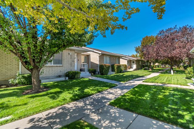 1596 W CORNERSTONE WAY, South Jordan, UT 84095