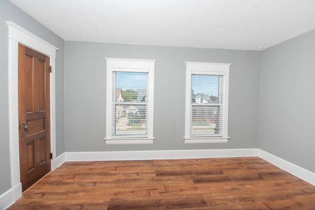 700 Grove AVENUE, Racine, WI 53405