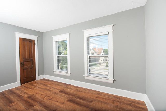700 Grove AVENUE, Racine, WI 53405