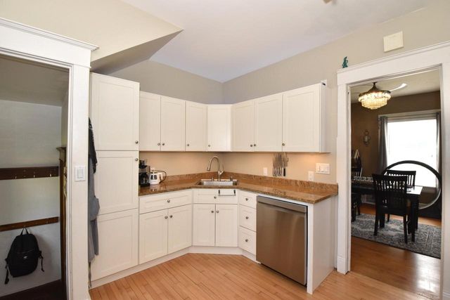 700 Grove AVENUE, Racine, WI 53405