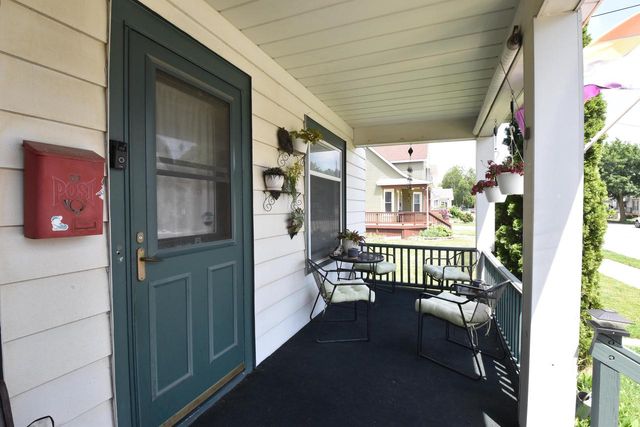 700 Grove AVENUE, Racine, WI 53405
