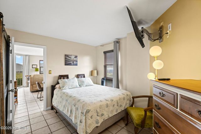 2000 New River Inlet Road 1101, N Topsail Beach, NC 28460