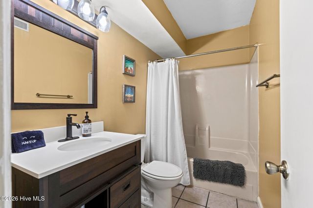 2000 New River Inlet Road 1101, N Topsail Beach, NC 28460