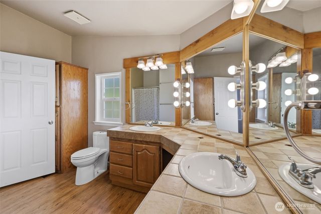 11425 Patsy Drive SE, Olympia, WA 98501