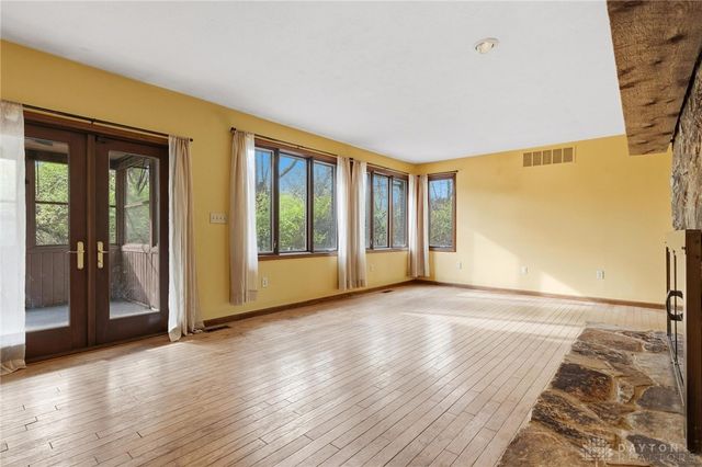 558 Clinton Street, Clayton, OH 45315